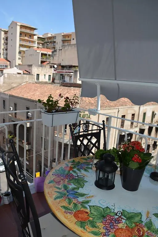 Bed and Breakfast La Dimora Katánie Bed & Breakfast